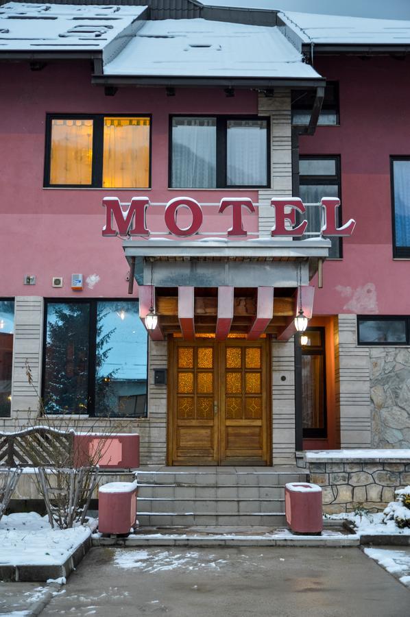 Motel Stecakヤイツェ エクステリア 写真