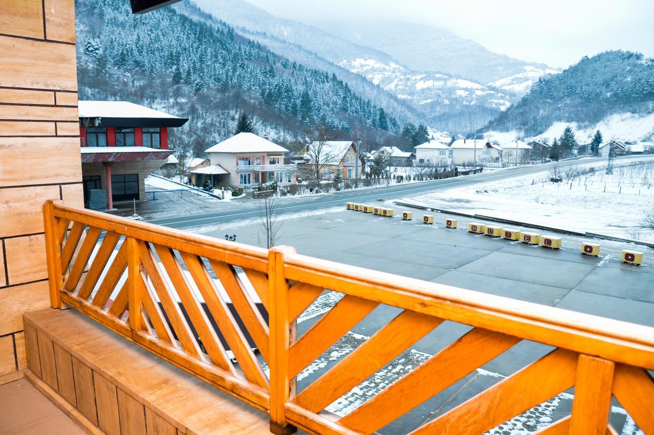 Motel Stecakヤイツェ エクステリア 写真