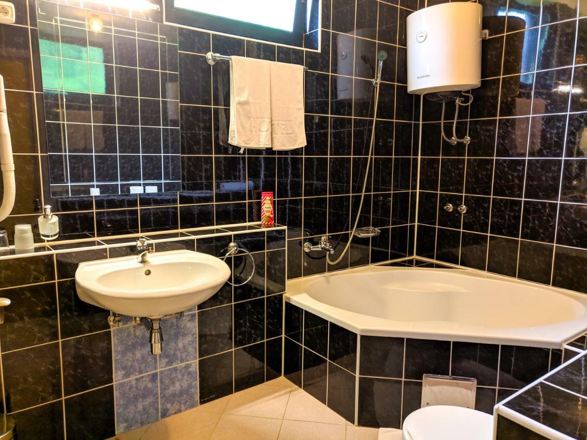 Motel Stecakヤイツェ エクステリア 写真