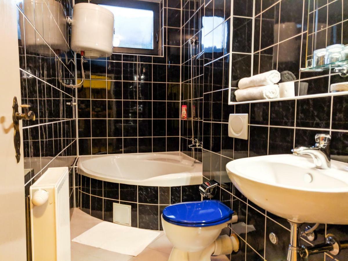 Motel Stecakヤイツェ エクステリア 写真
